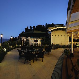 Crescent Resort, Darjeeling
